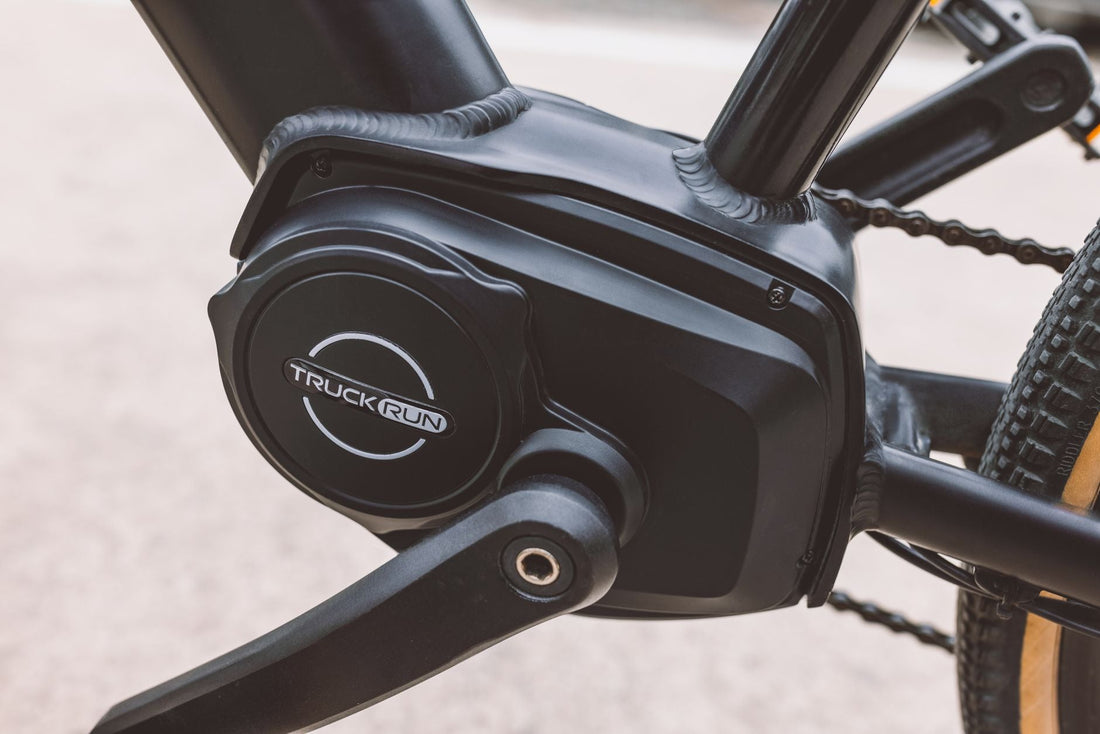 The Ultimate Guide to E-Bike Motors: Hub vs. Mid-Drive